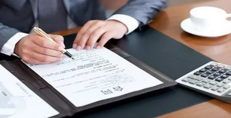 合同中“签字盖章”生效与 “签字、盖章”生效的区别